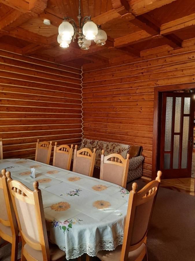 Садиба У Крайлюків 亚列姆切 外观 照片
