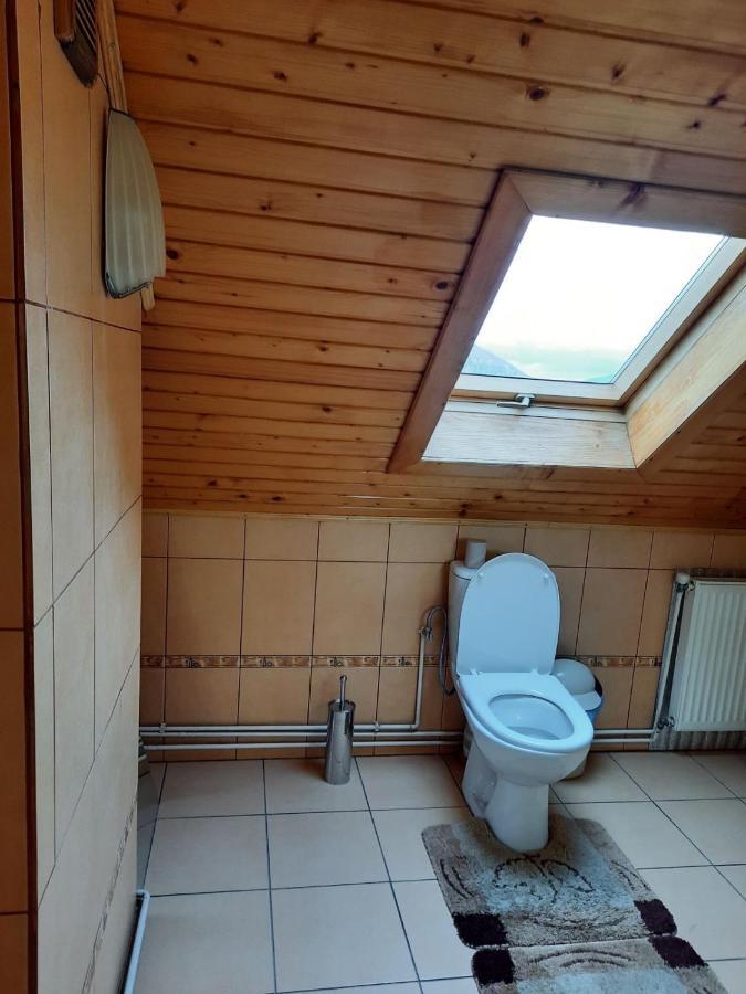 Садиба У Крайлюків 亚列姆切 外观 照片