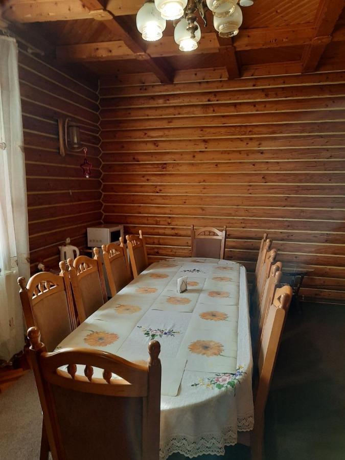 Садиба У Крайлюків 亚列姆切 外观 照片